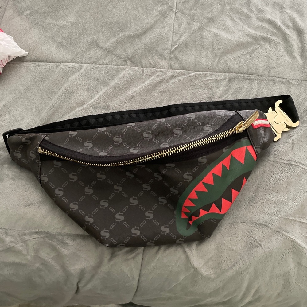 Sprayground crossbody